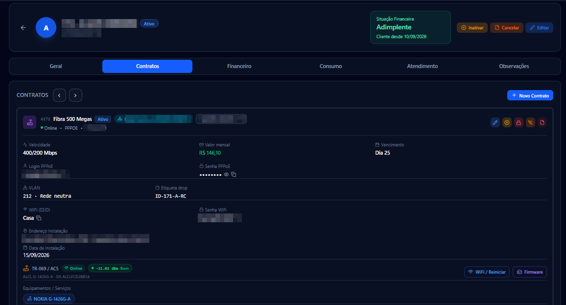 Ficha do cliente no WebSystem Provider, com contrato, plano, login PPPoE, endereço de instalação e status do equipamento TR-069